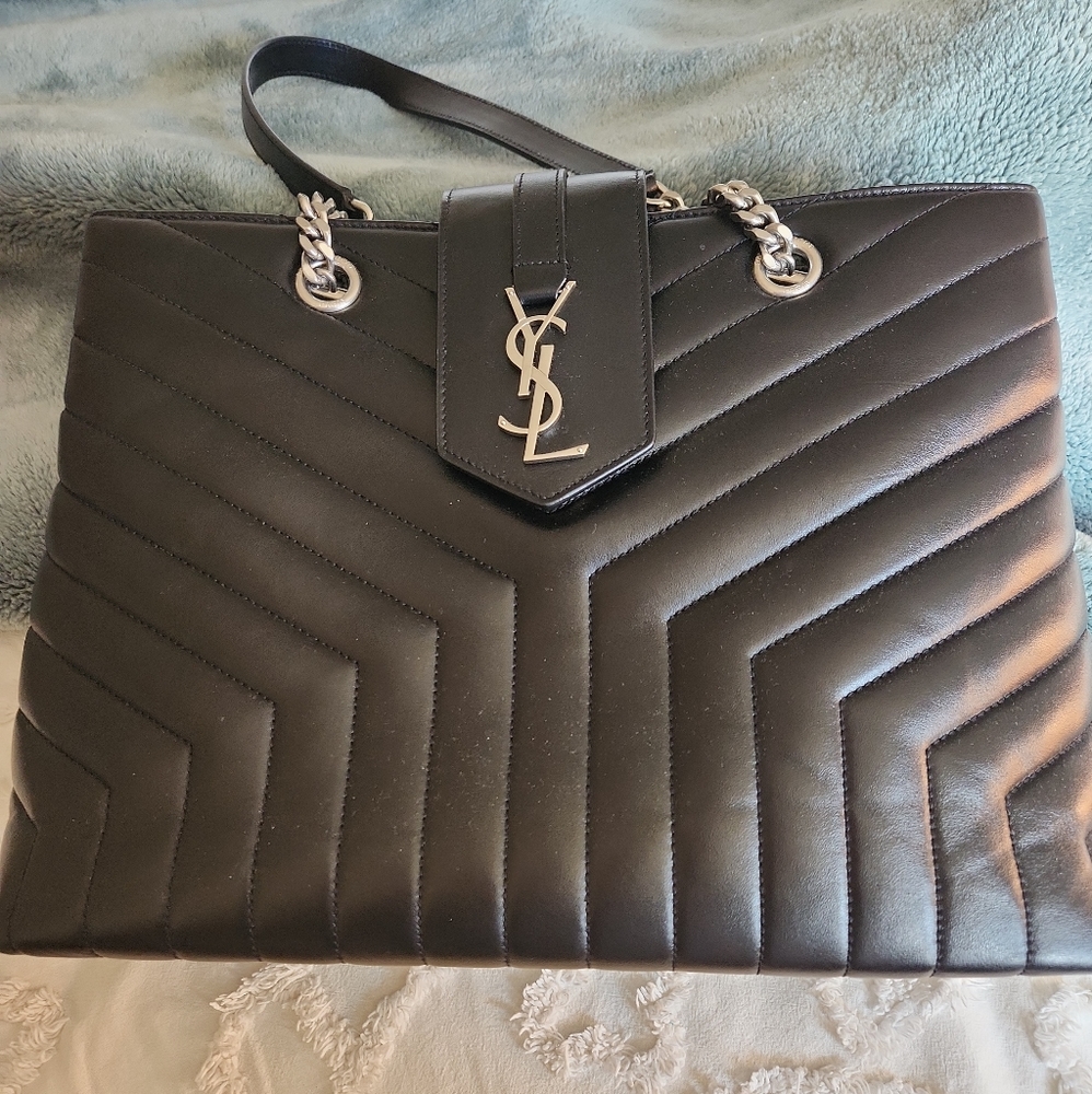 YSL Saint Laurent Loulou Matelassé "Y" Quilted Large Shopper Bag